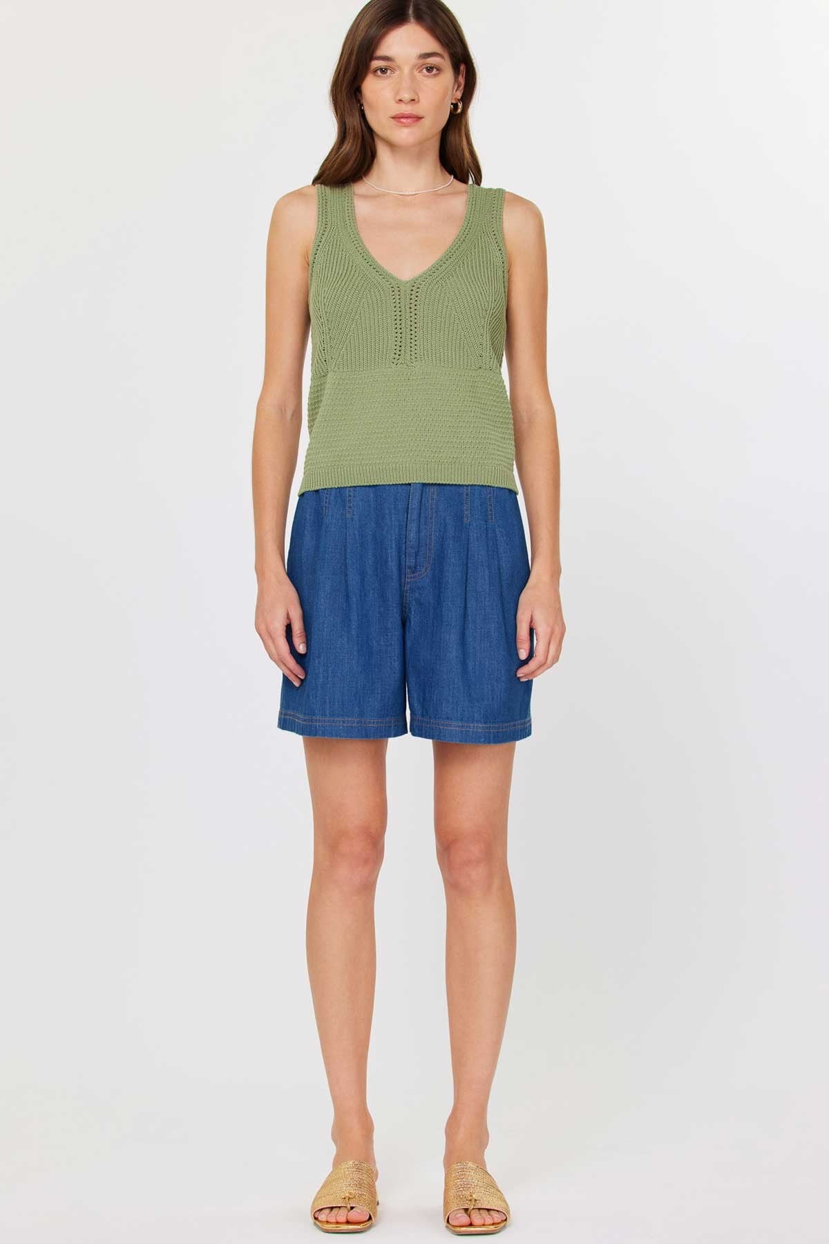 Gild Aveline V-Neck Tank Top Sweater Sage