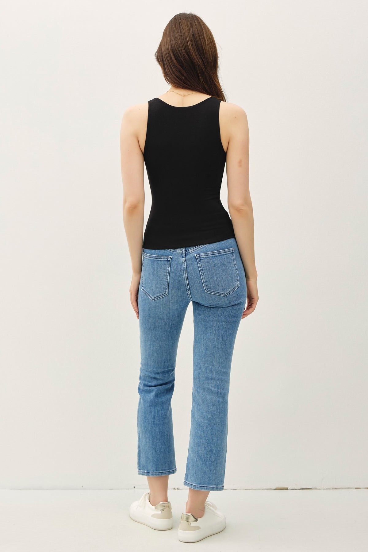 NYLAND Lazarie Basic Full Length V-Neck Tank