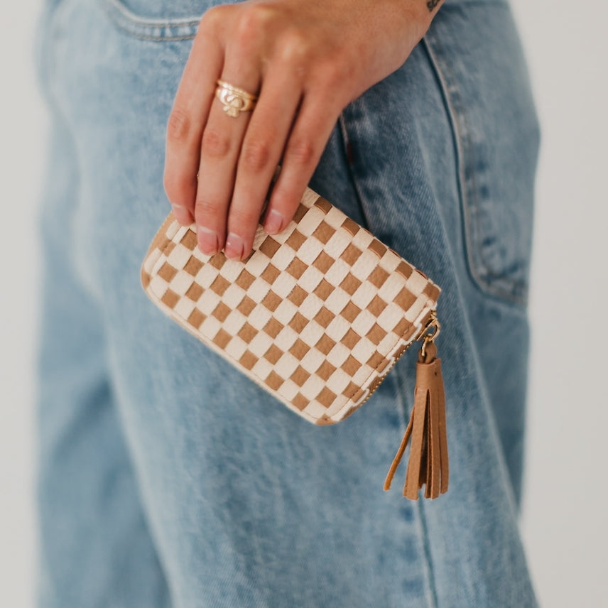 Pretty Simple Wynona Woven Wallet