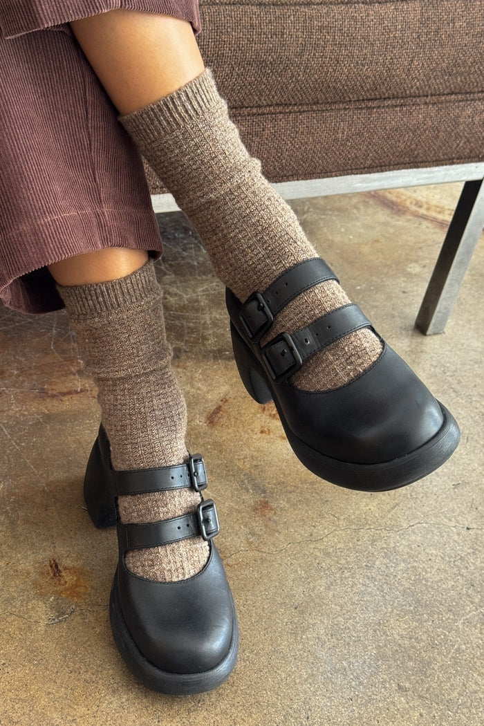 Le Bon Shoppe Wool Waffled Socks in Brown/Oatmeal