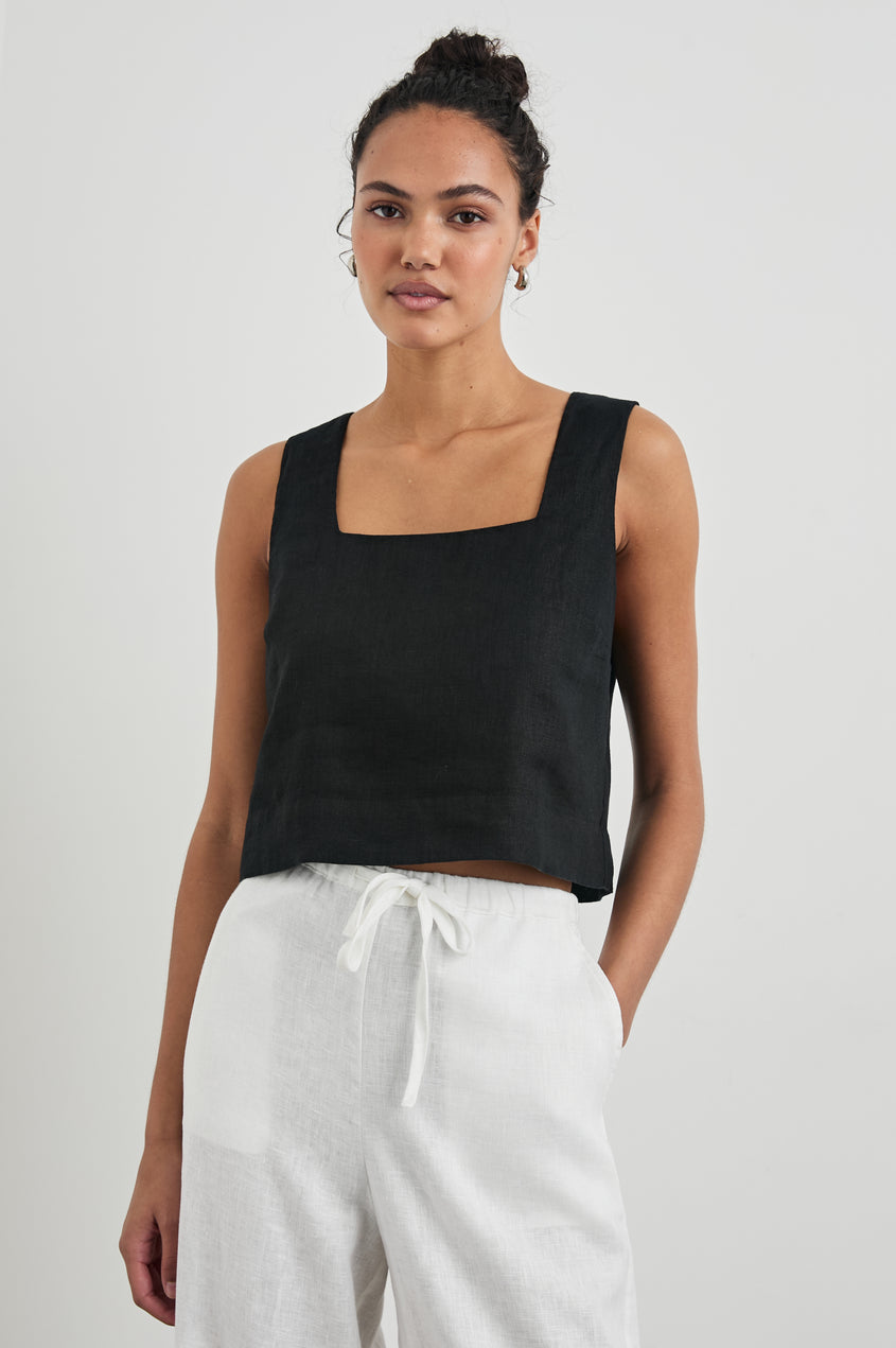 Rails Akira Top Black