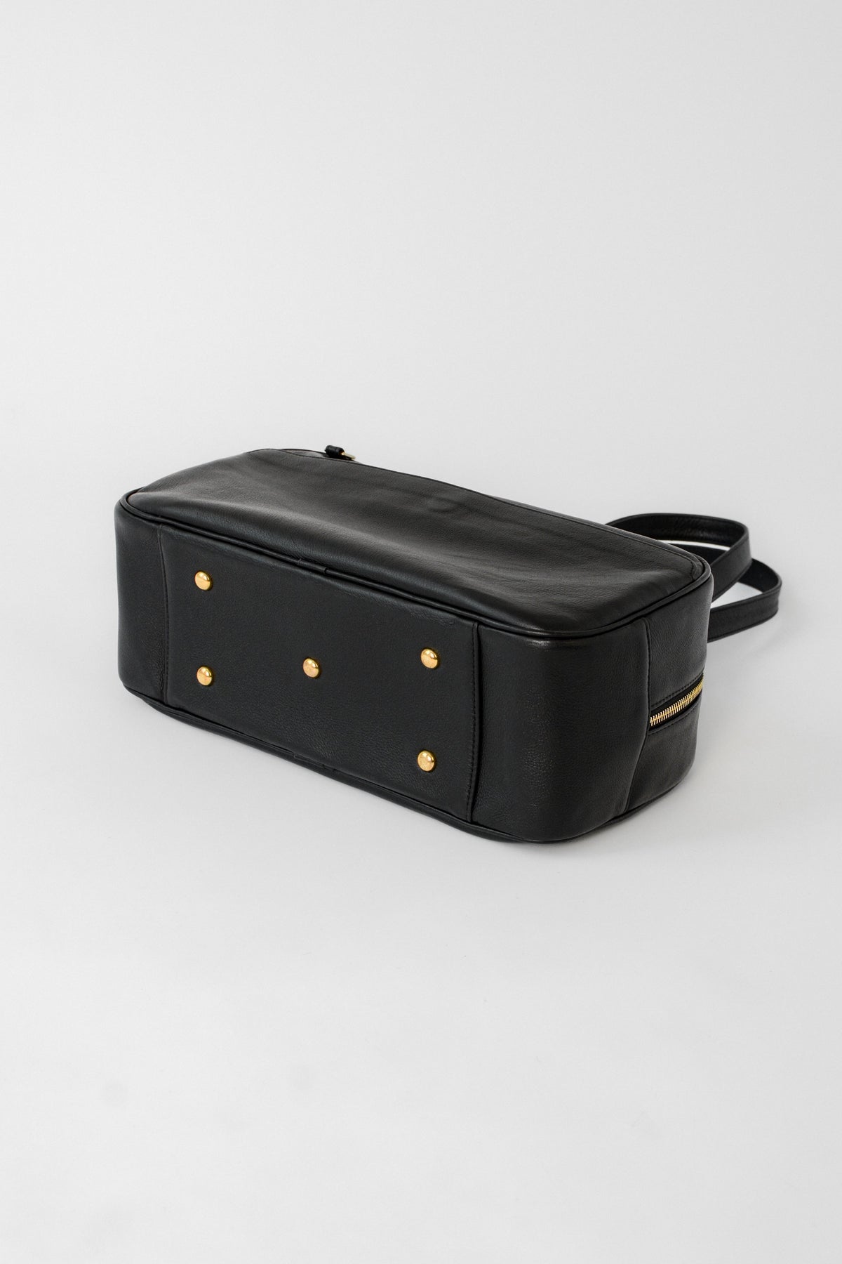 TAH TS Ari Bowler Bag