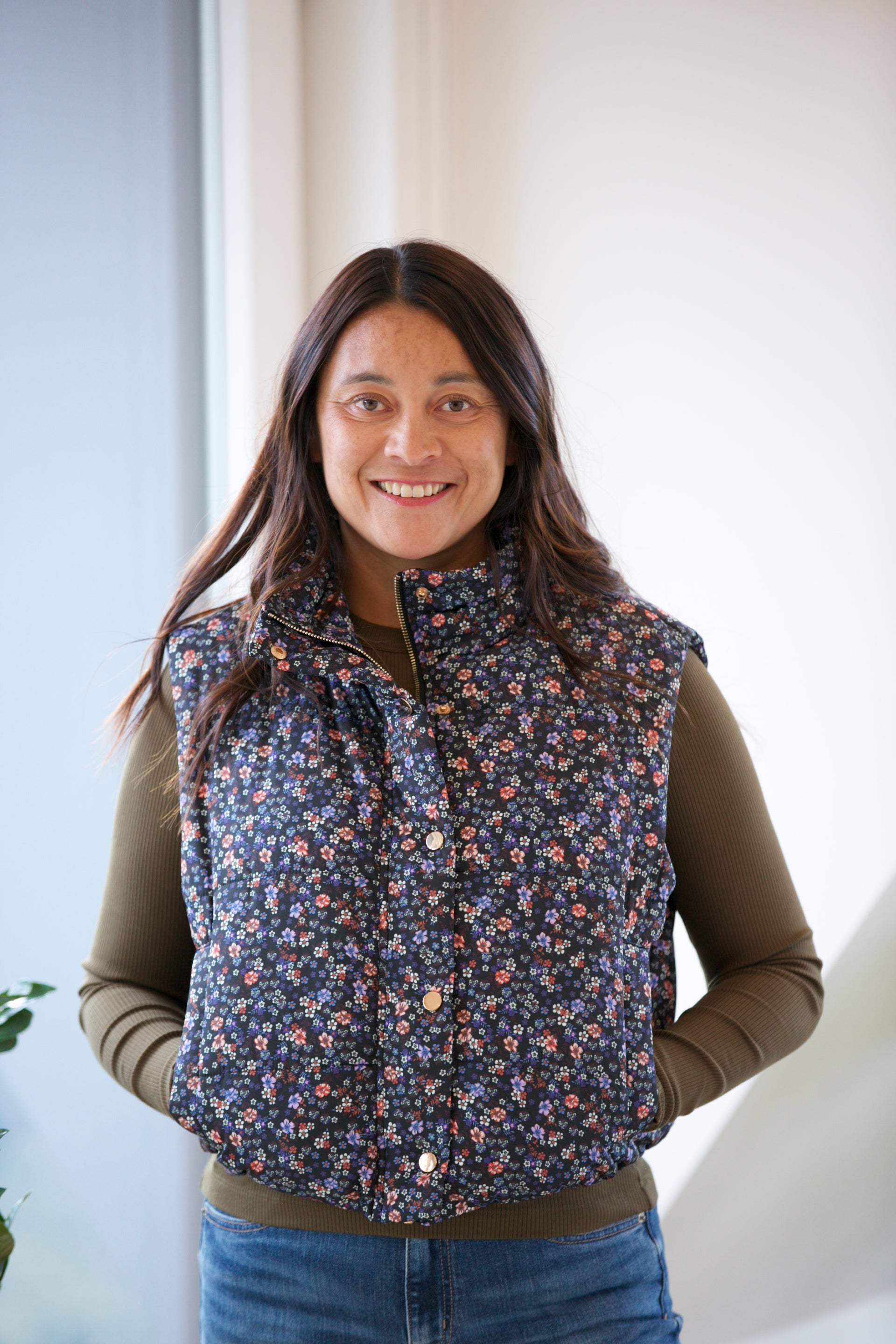 DELUC Styx Printed Puffer Gilet in Floral Print