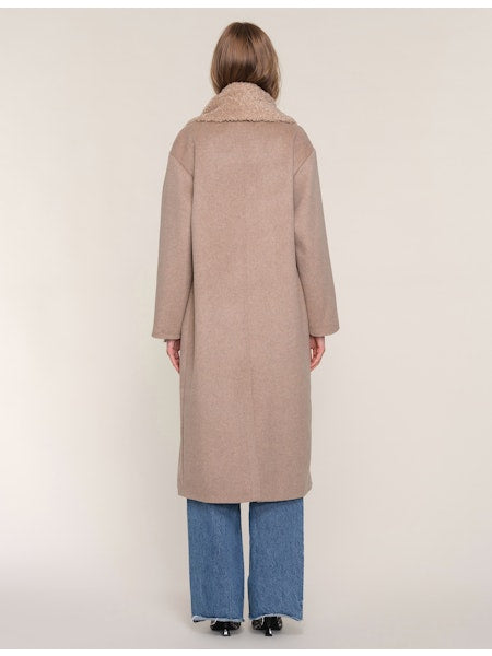 Heartloom Mate Coat Chai