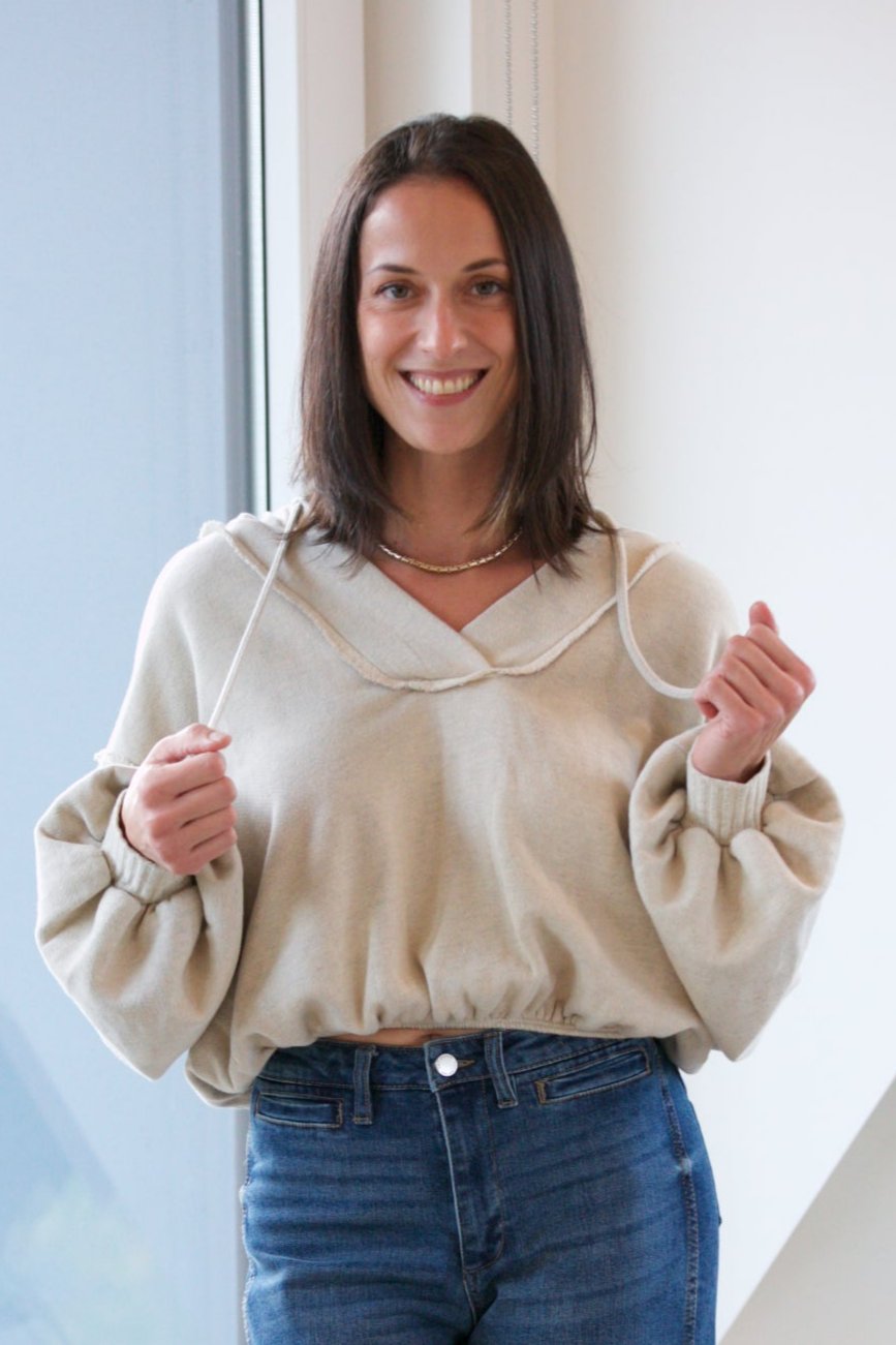 PROJECT SOCIAL T Samson Bubble Hem V Neck Hoodie Mother of Pearl