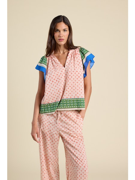 Birds of Paradis by Trovata Clover Blouse in Santorini Border
