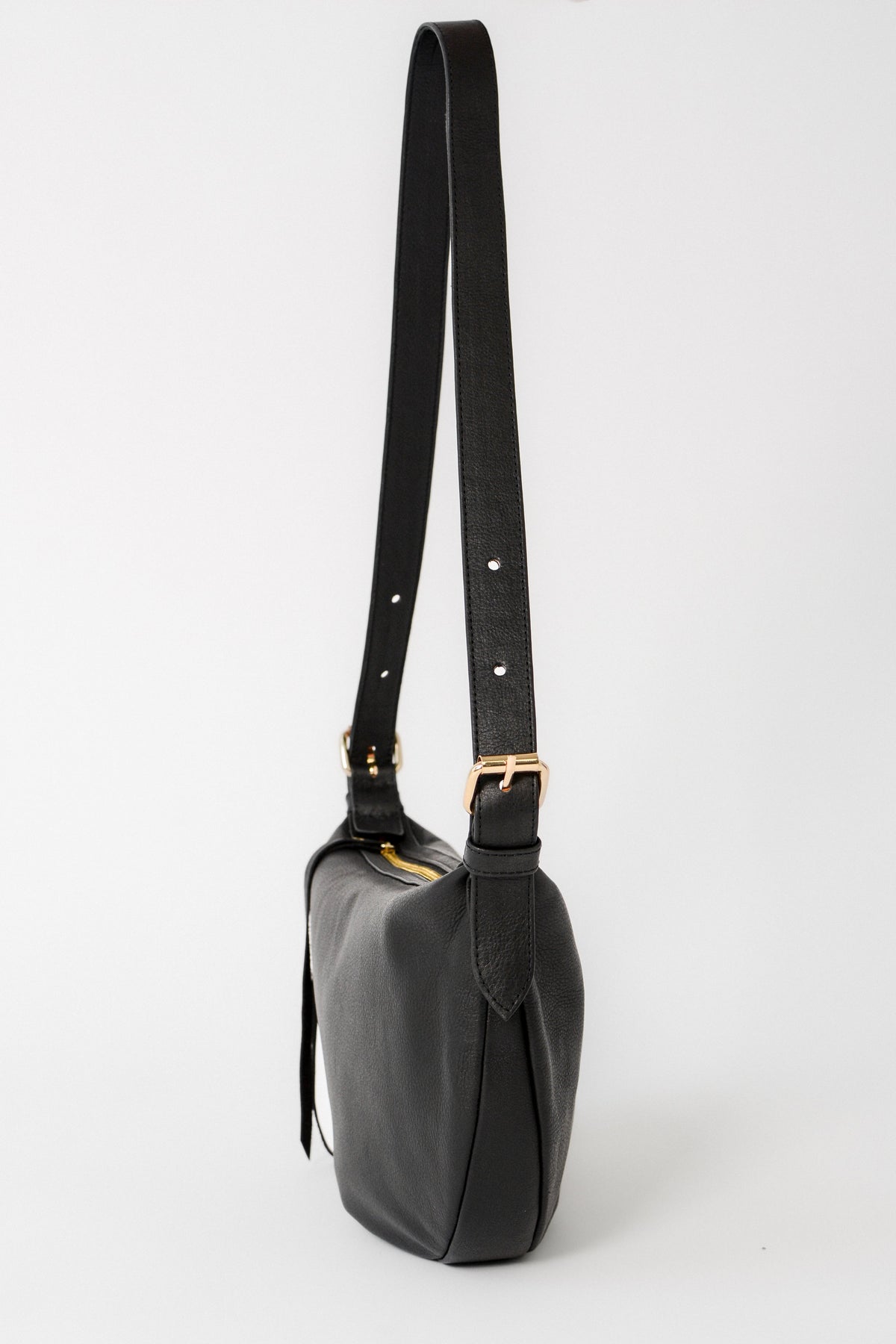 TAH TS Nova Sling Bag
