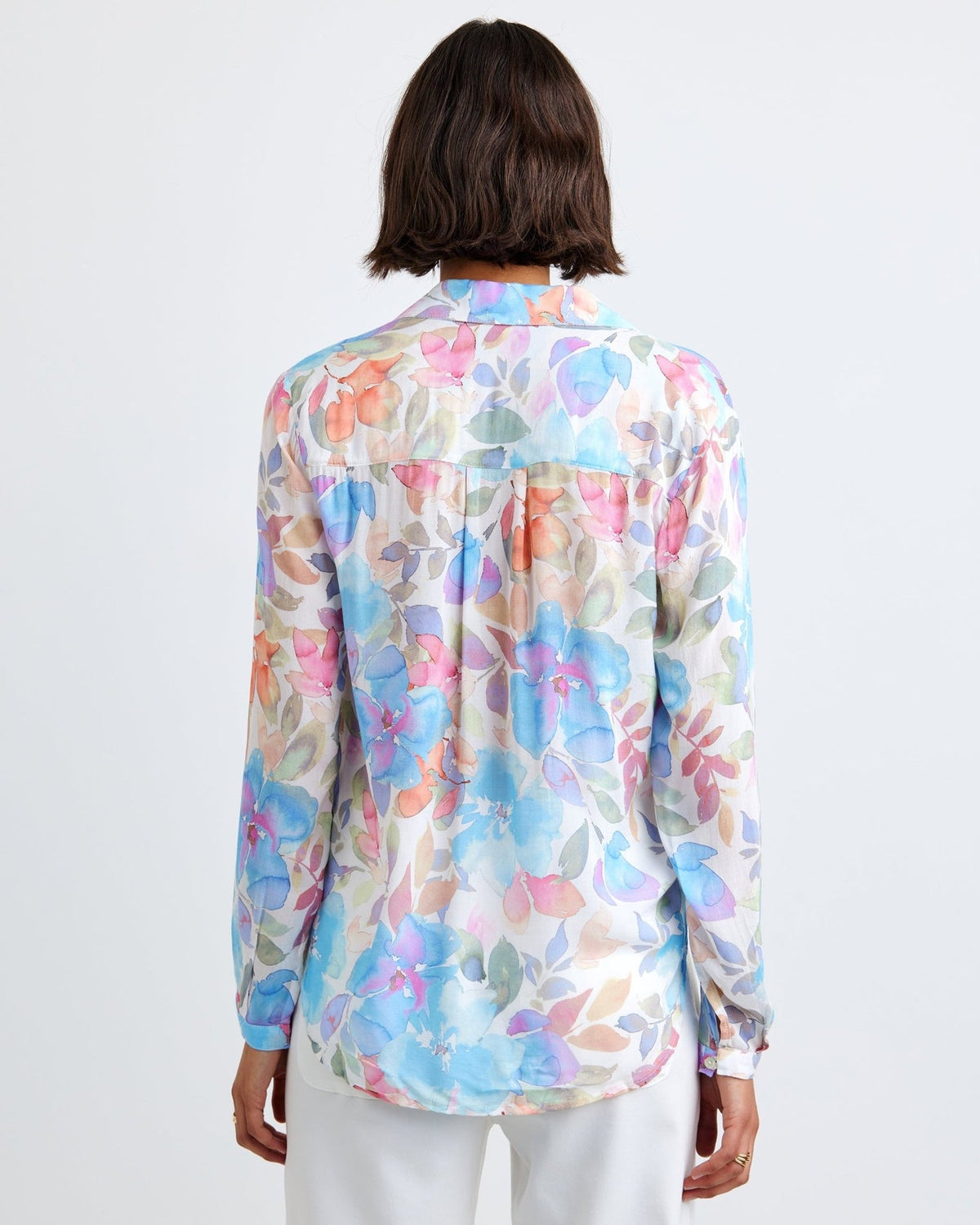 Bella Dahl Clean Front Hipster Shirt in Floral Garden Print