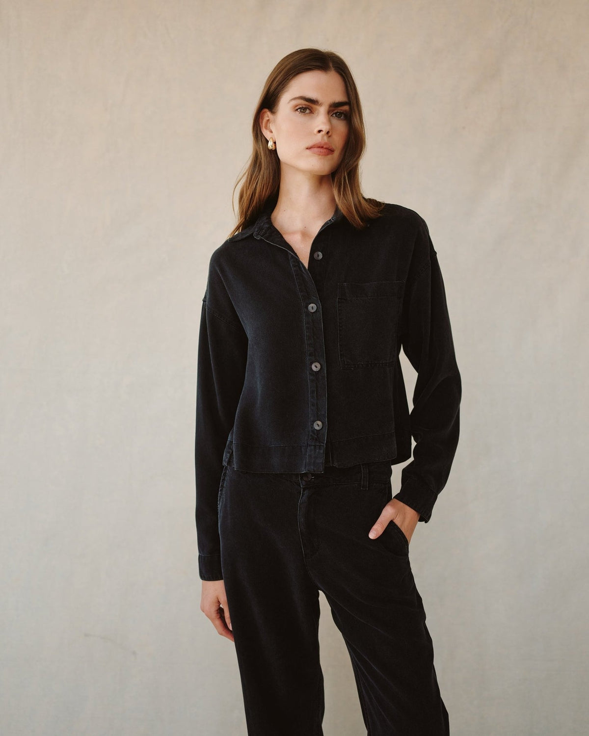 Bella Dahl Crop Pocket Button Down in Black