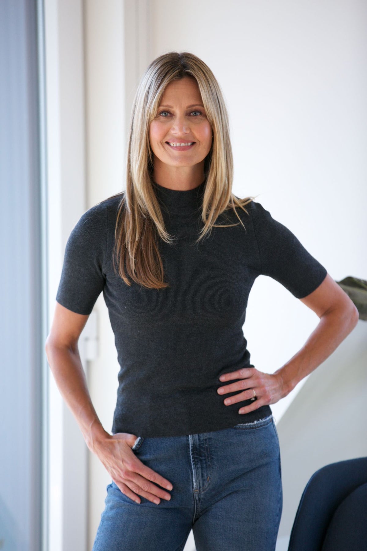 NYLAND Mable S/S Ribbed Sweater Charcoal