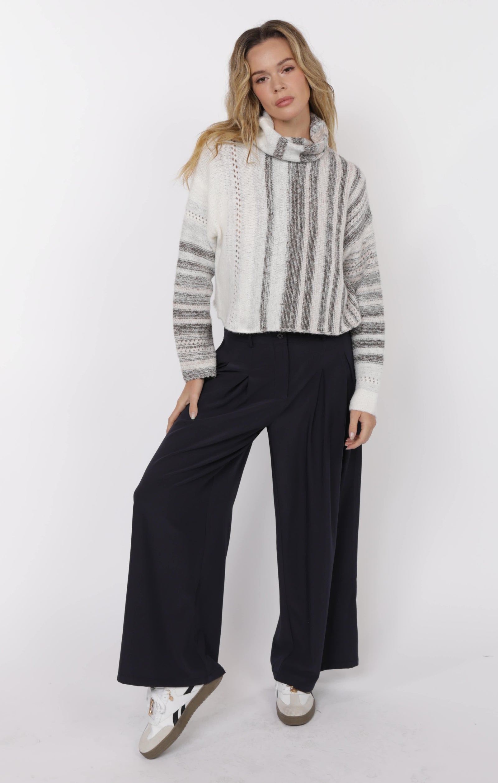 SAGE THE LABEL Most Wanted Pleat Front Wide Leg Pant Navy