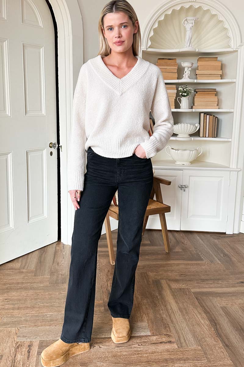 EMERSON FRY Boxy V Neck Sweater