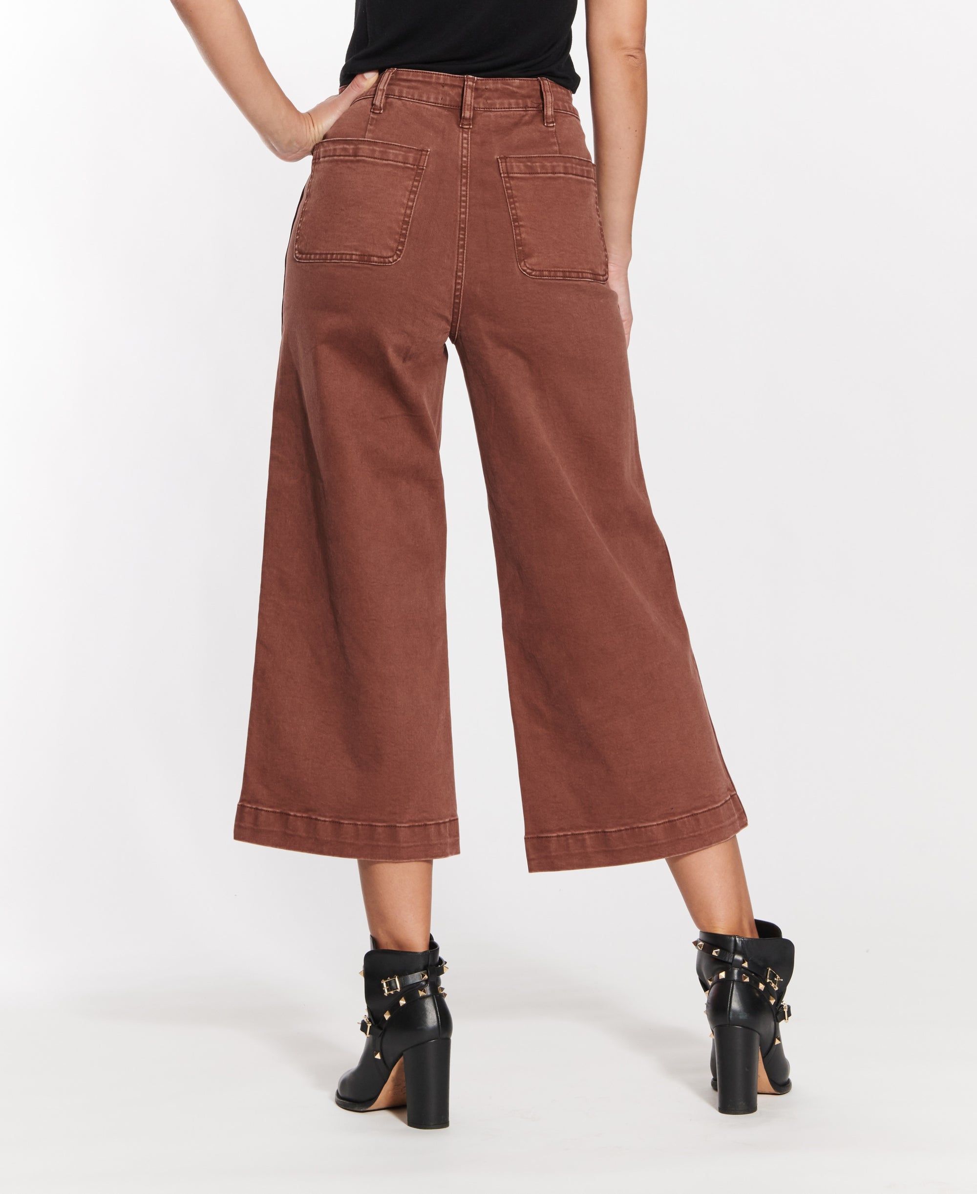 OAT High Rise Clean Wide Leg Crop Jean in Mocha