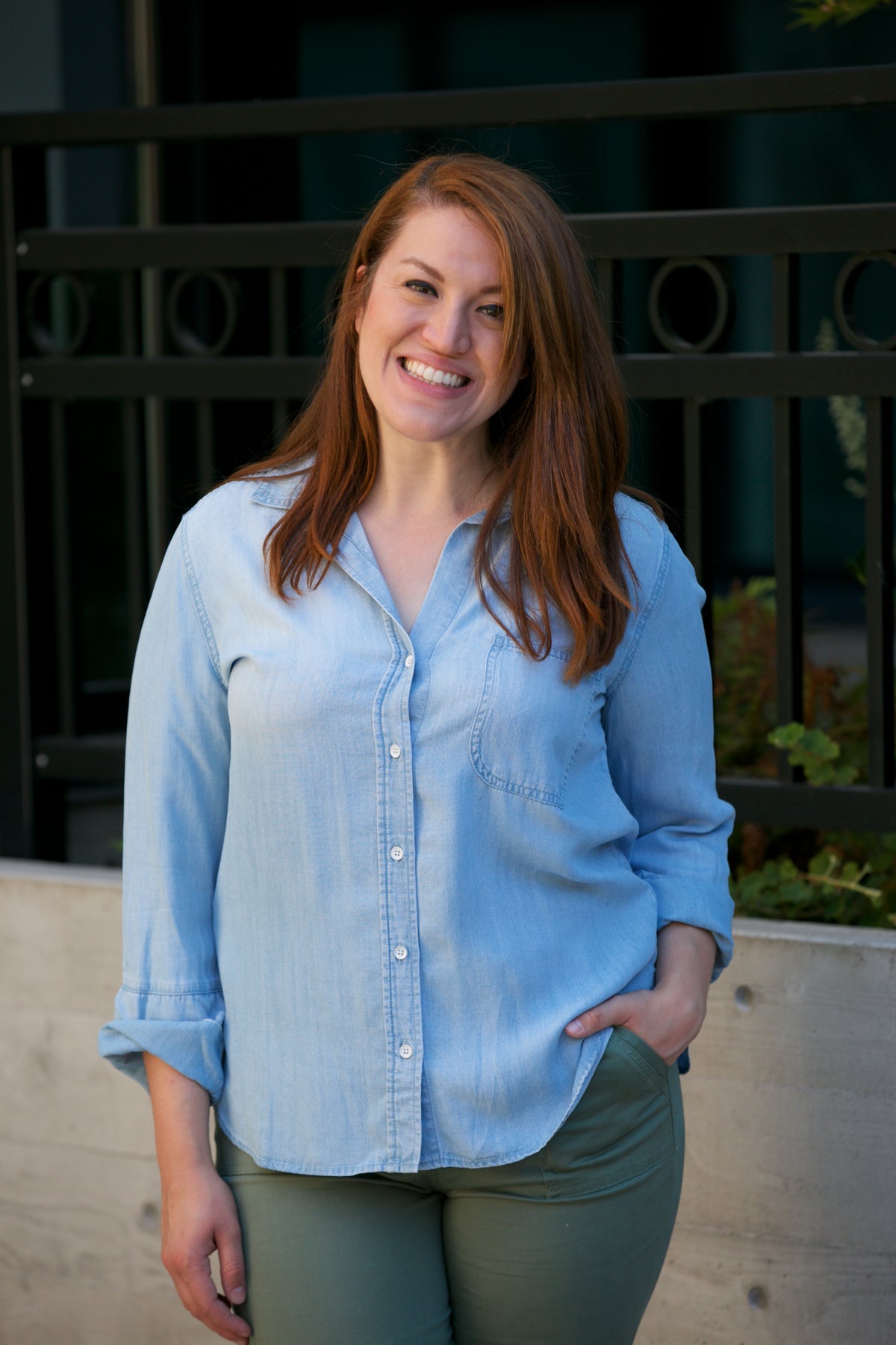 Bella Dahl Shirt Tail Button Down Sunbleach Wash